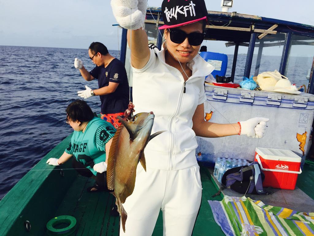 Sunset Holidays ฮูรา ภายนอก รูปภาพ
